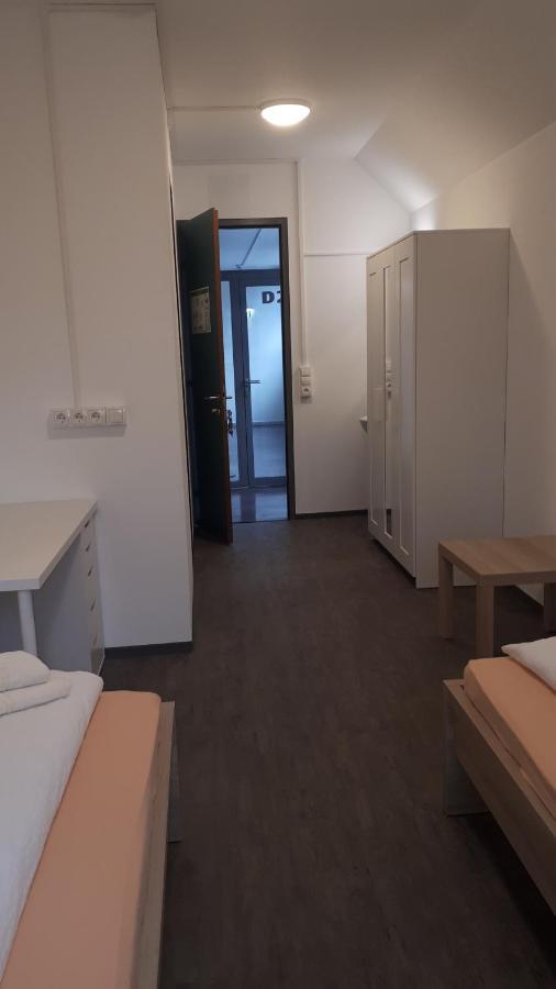 Single Room with Private Bathroom,1006549810:JPEG