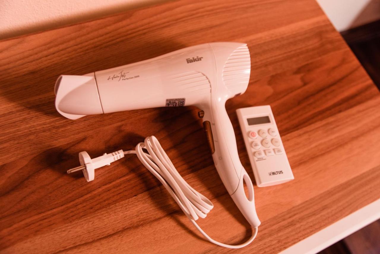 Single Room,1010746477:JPEG