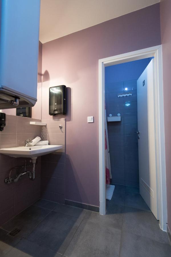 Family Room with Private Bathroom,1024734763:JPEG