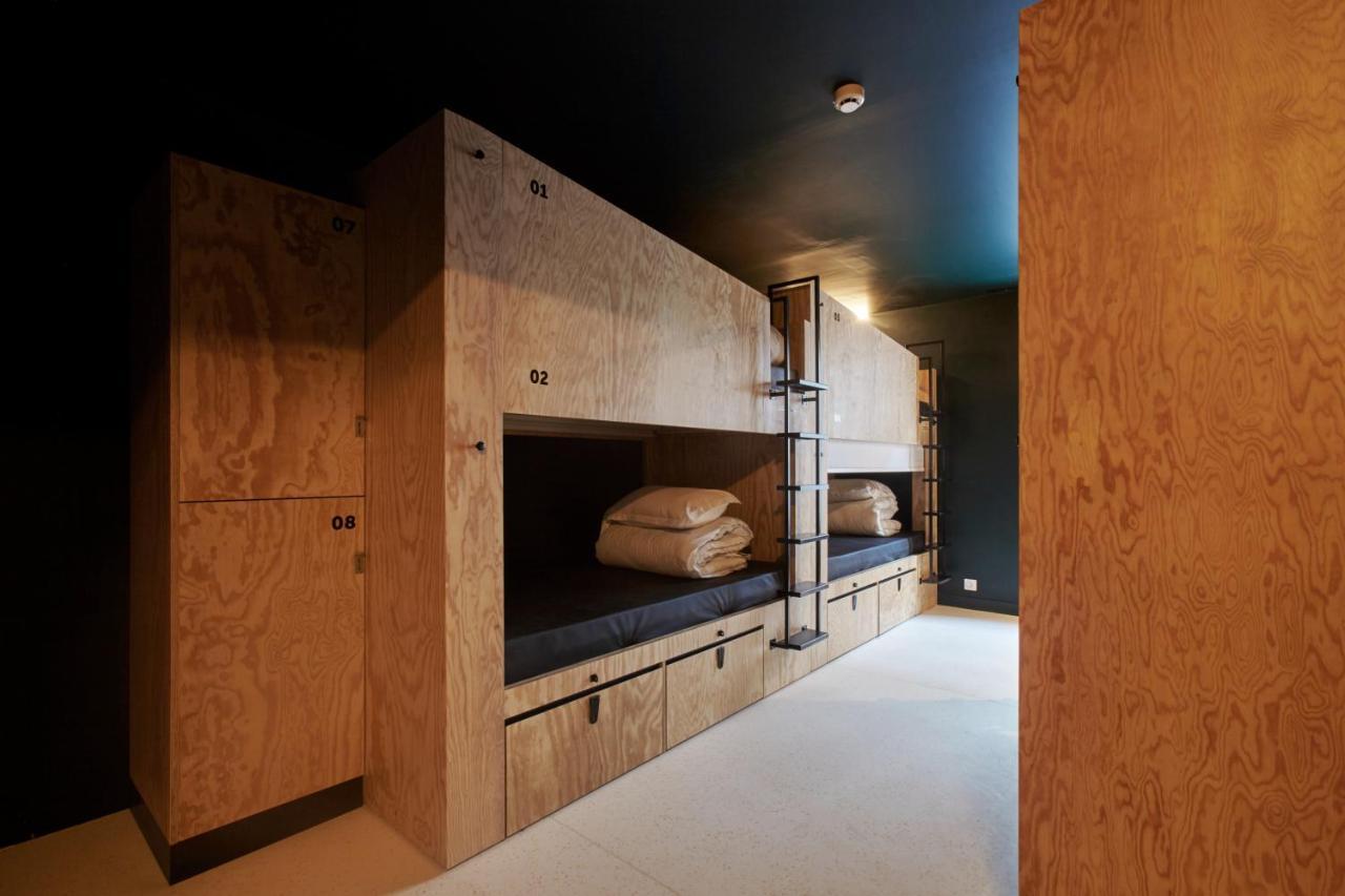 Bed in a 6-8 mixed Shared Room