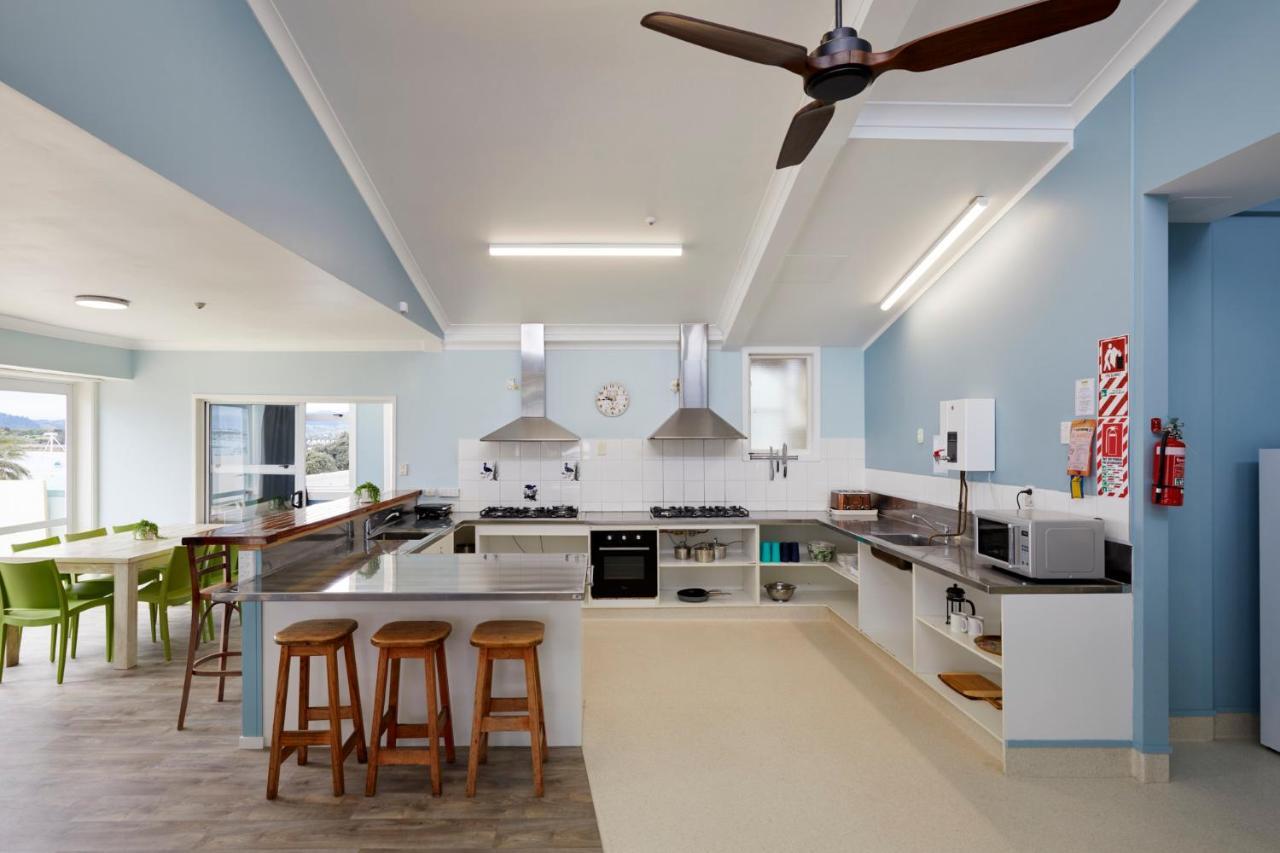 6 Bed Dorm Mixed with Ensuite,1033069046:JPEG