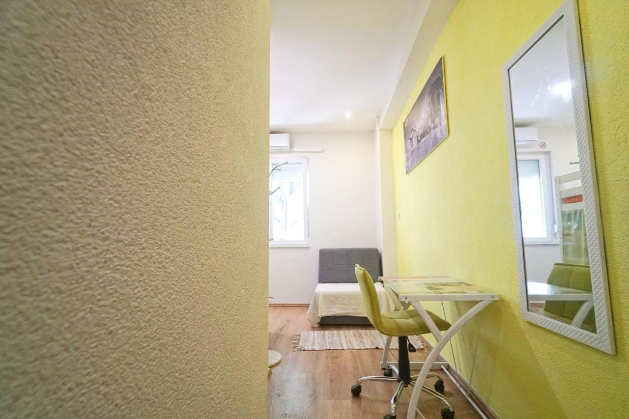 Twin Room,1054585963:JPEG