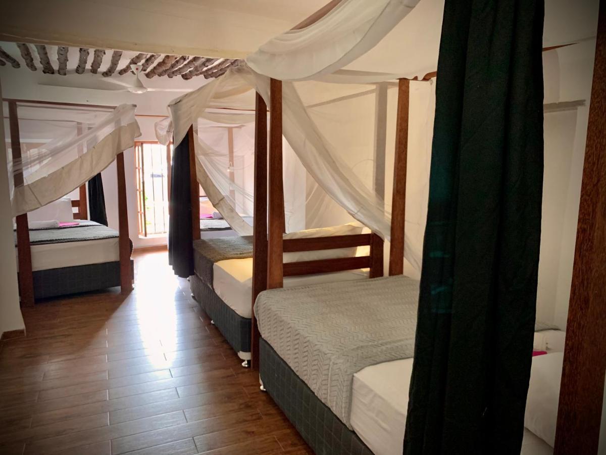 Bed 4-Bed Mixed Dormitory Room