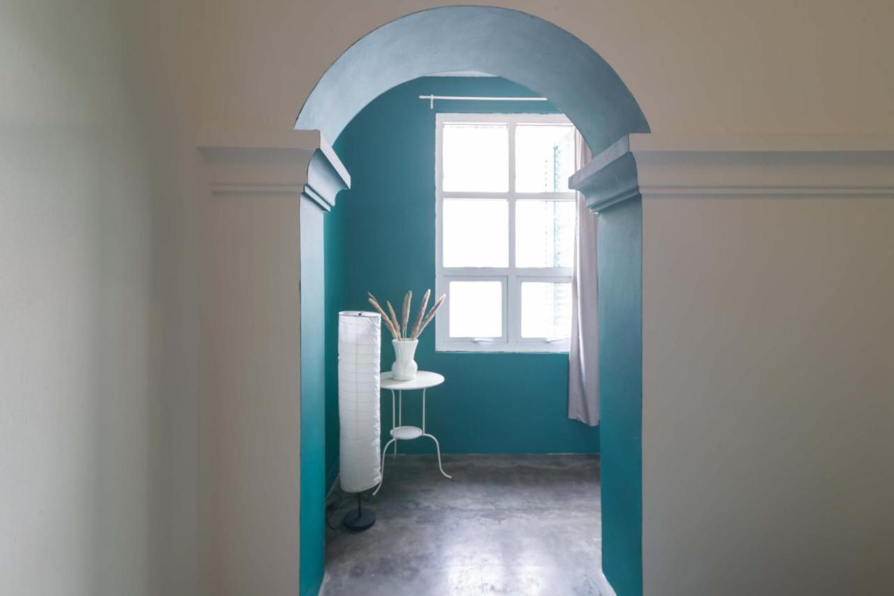 Twin Room with Shared Bathroom