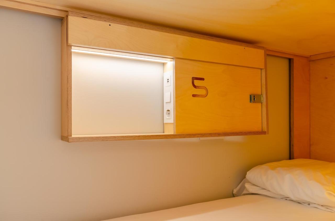 Bunk Bed 5-Bed Mixed Dormitory Room