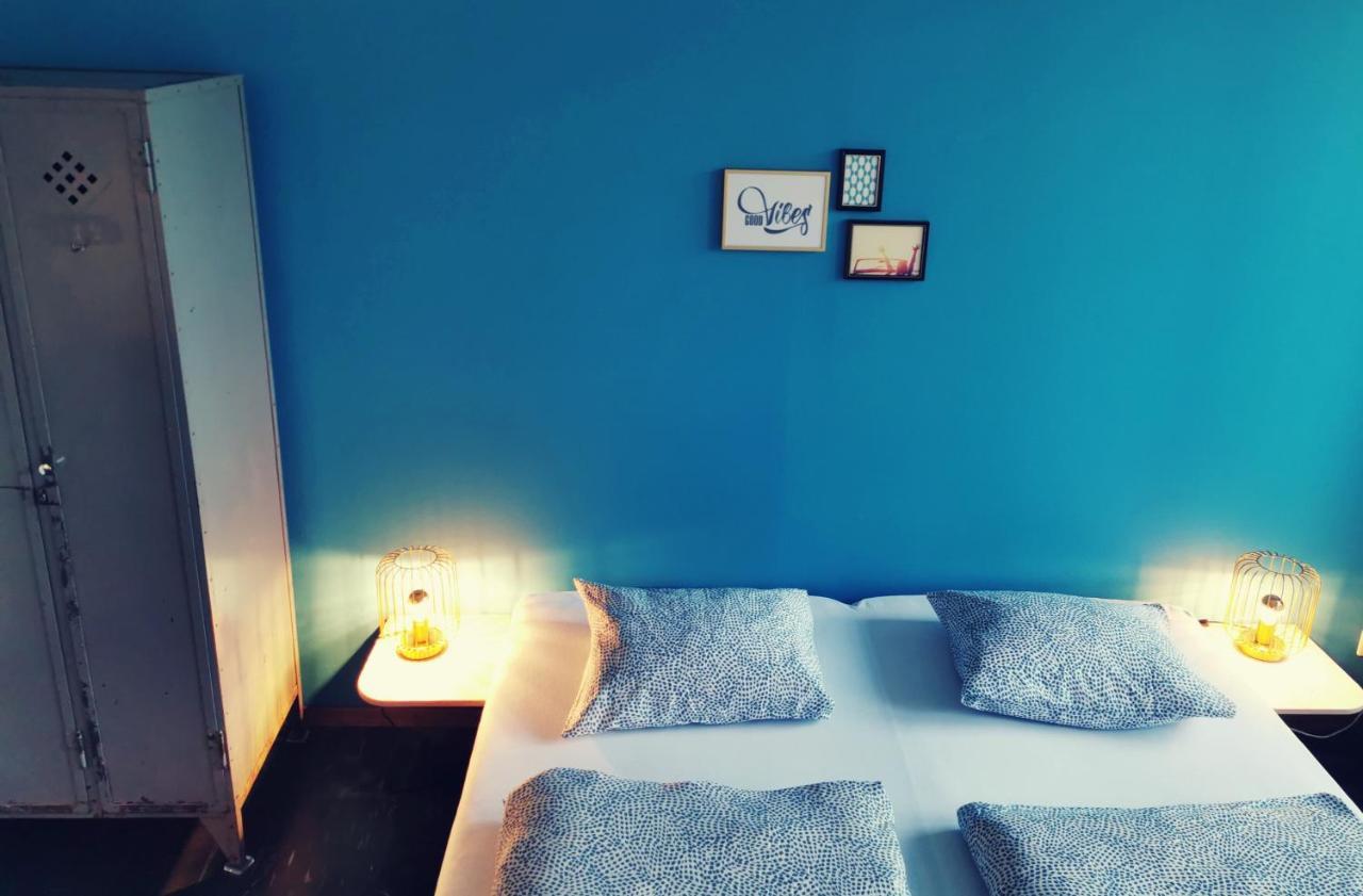 Budget Double or Twin Room with Shared Bathroom