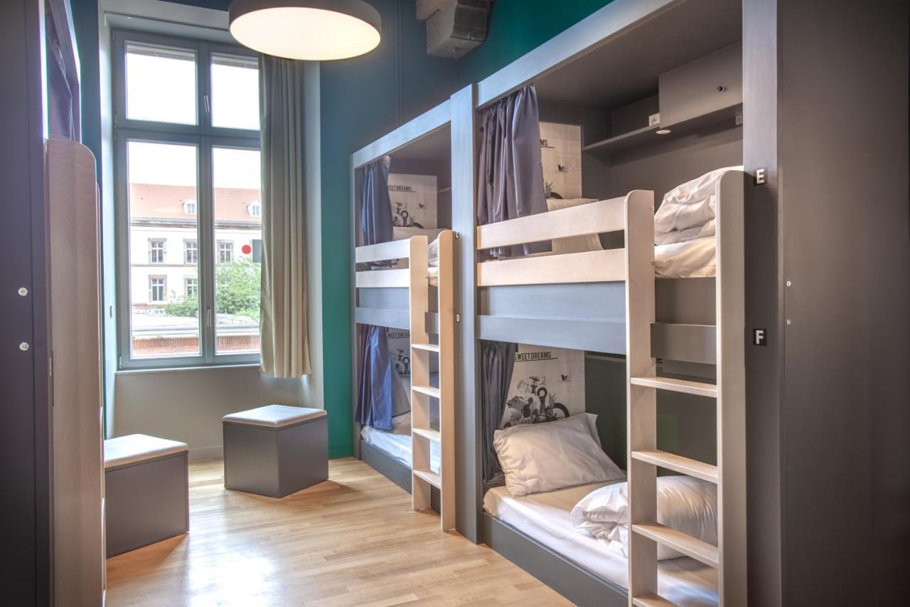 Bed 6-Bed Mixed Dormitory Room
