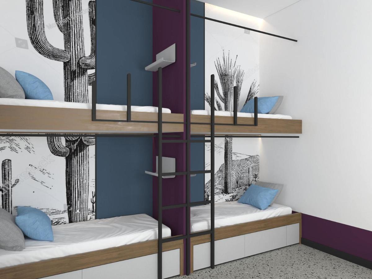 Bed in 8-Bed Mixed Dormitory Room