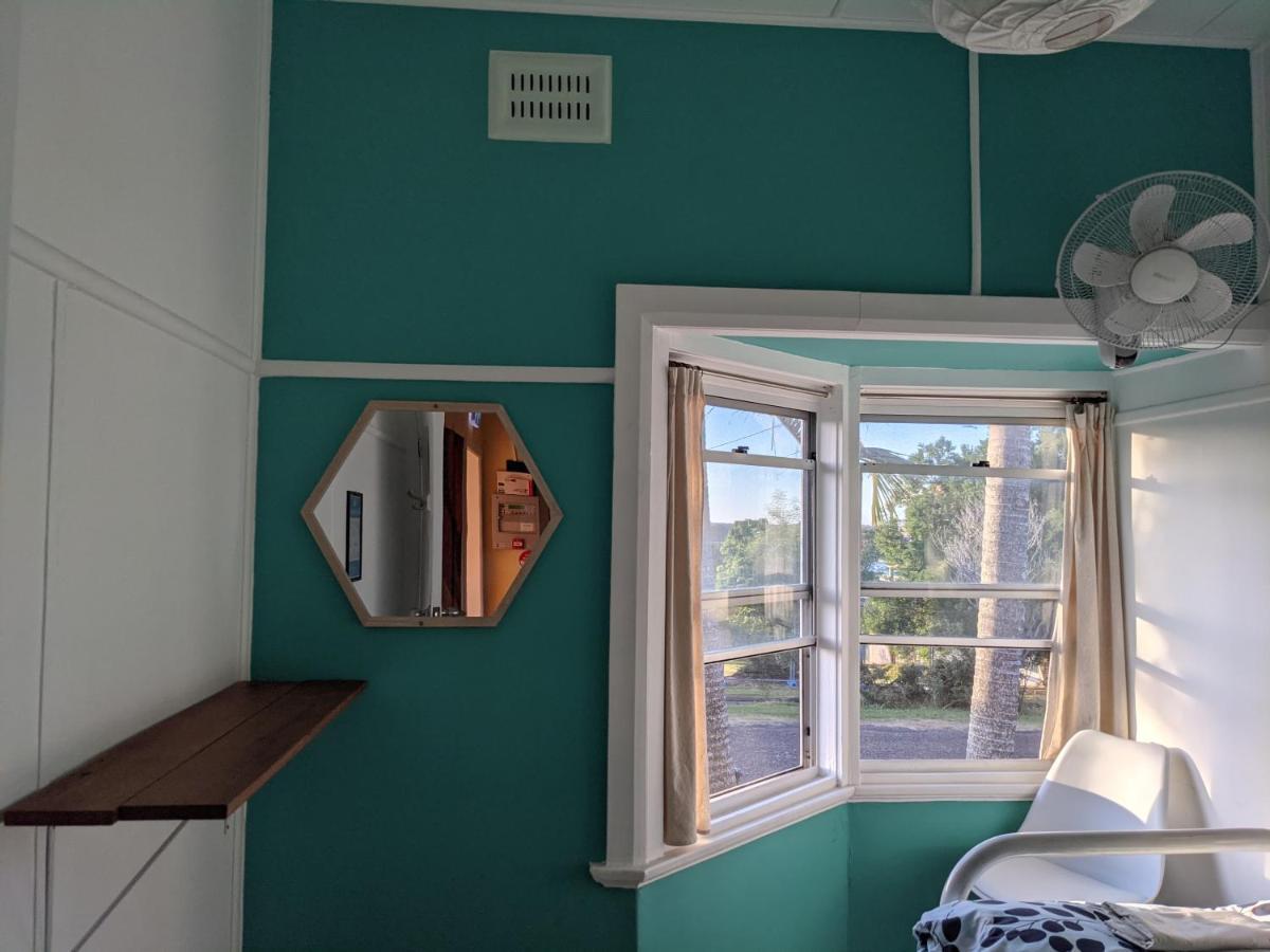 Single Room,1602343794:JPEG