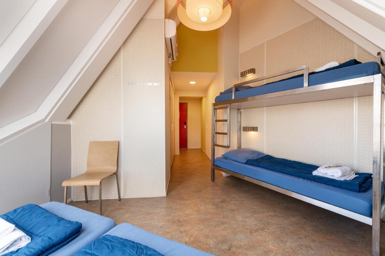 Quadruple Room with Private Bathroom and Shower,1539916999:JPEG