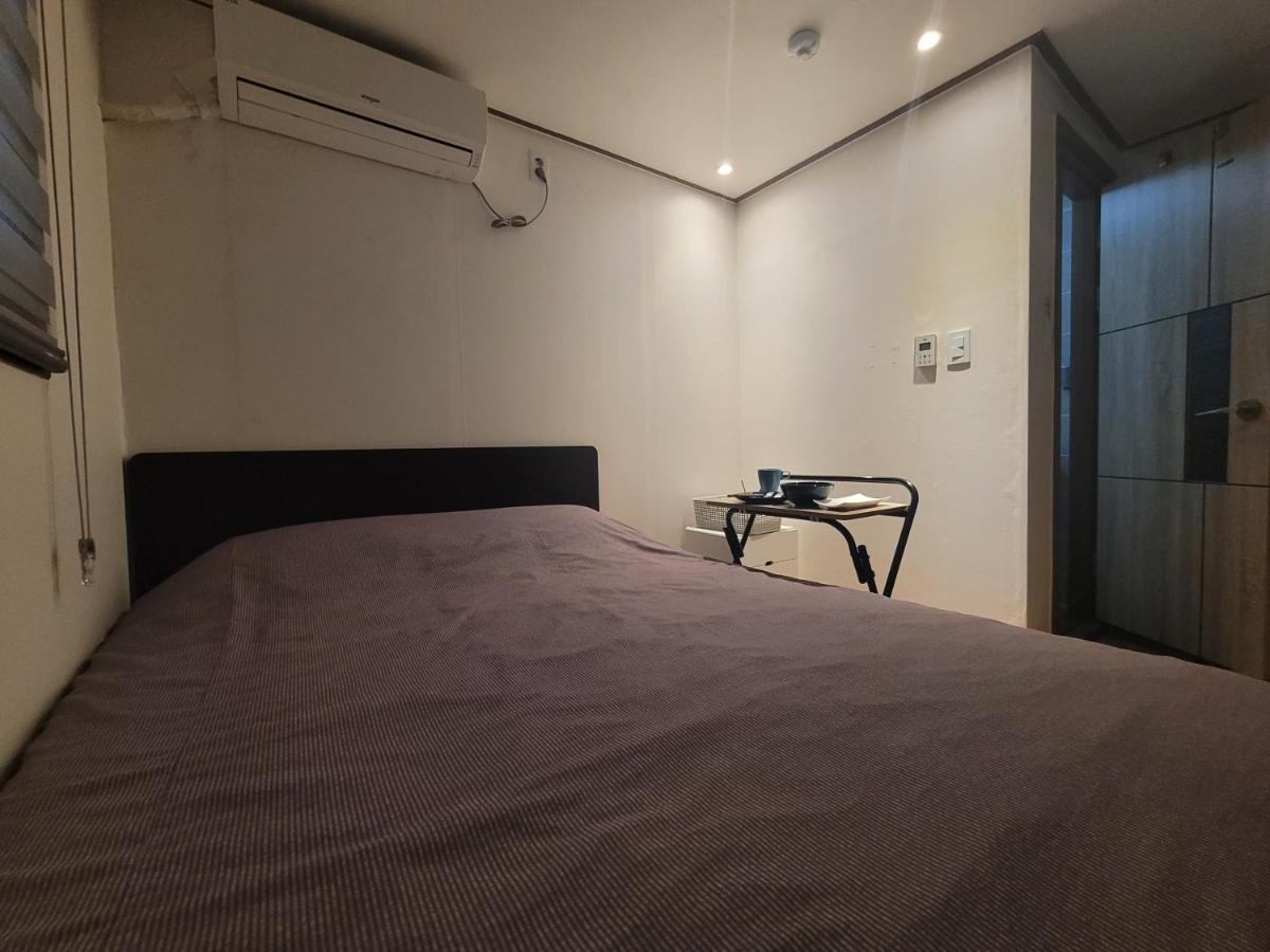 Double Room Private Bathroom