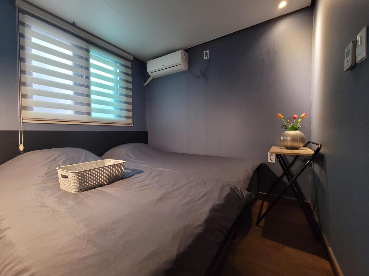 Double Room Private Bathroom