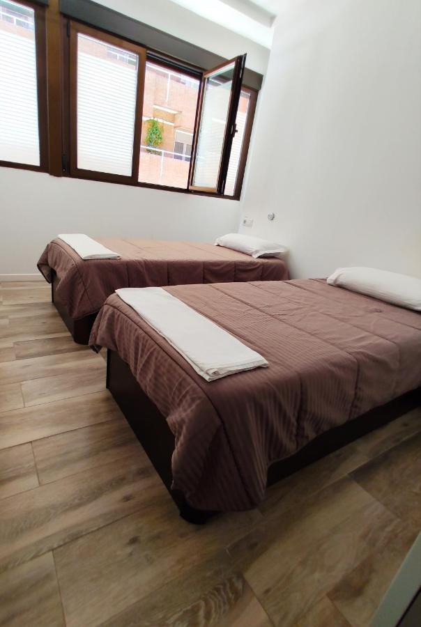 Twin Room with Private Bathroom