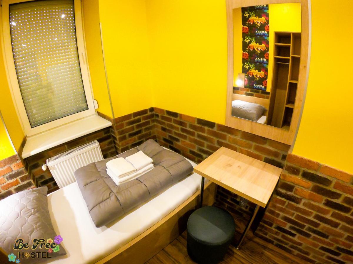 Twin Room "Hostel" with Shared Bathroom,1145298889:JPEG