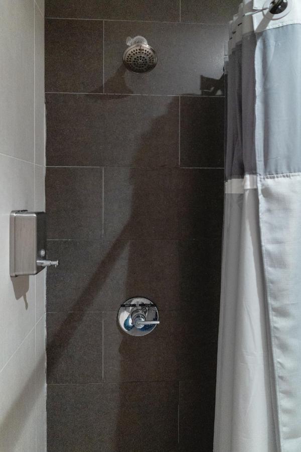 Private Cabin (No Window),1352118836:JPEG