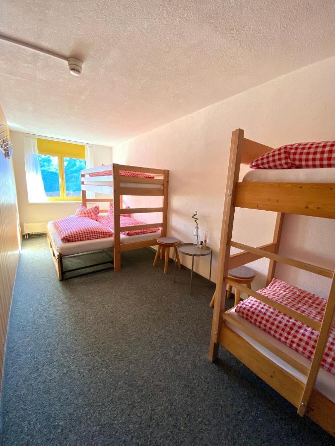 Multi-Bedroom with Pull-out Double Bed