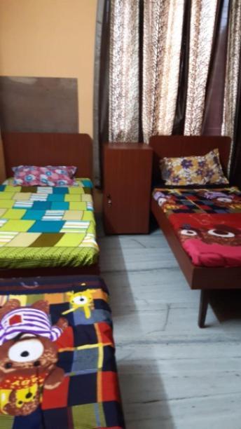 Mixed Dormitory Room,1271216890:JPEG