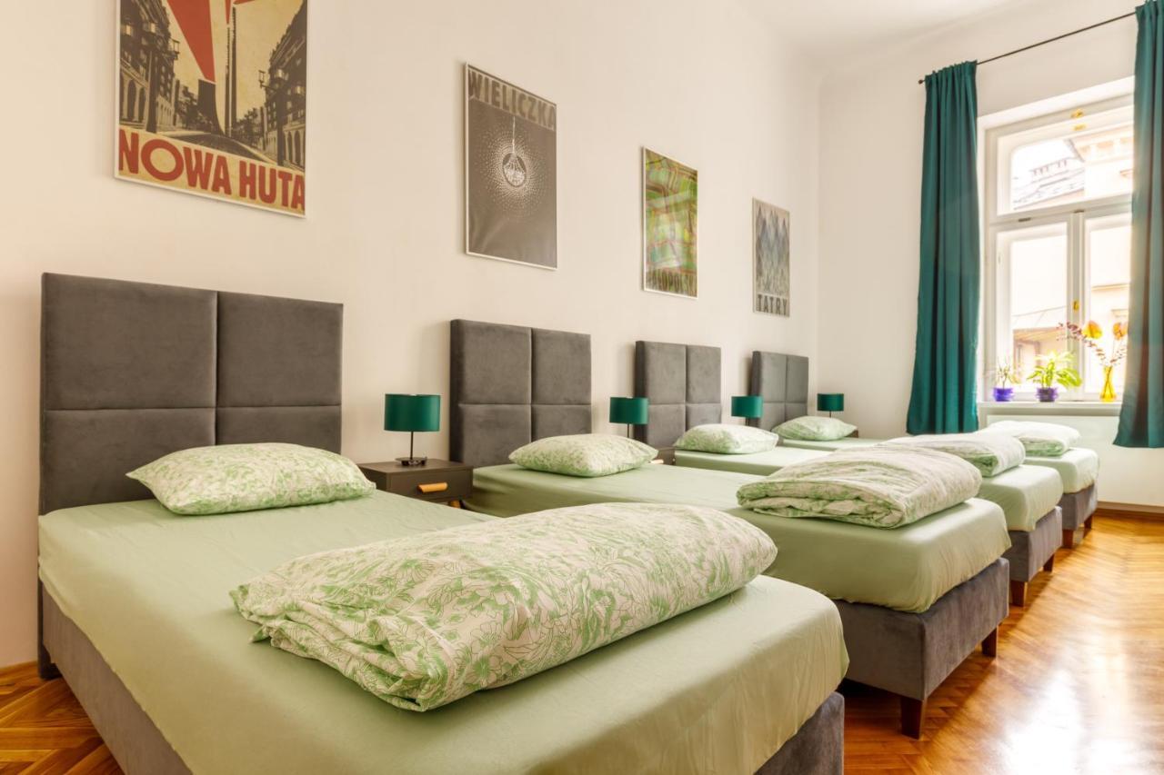 Two-Bedroom Apartment,1173718560:JPEG