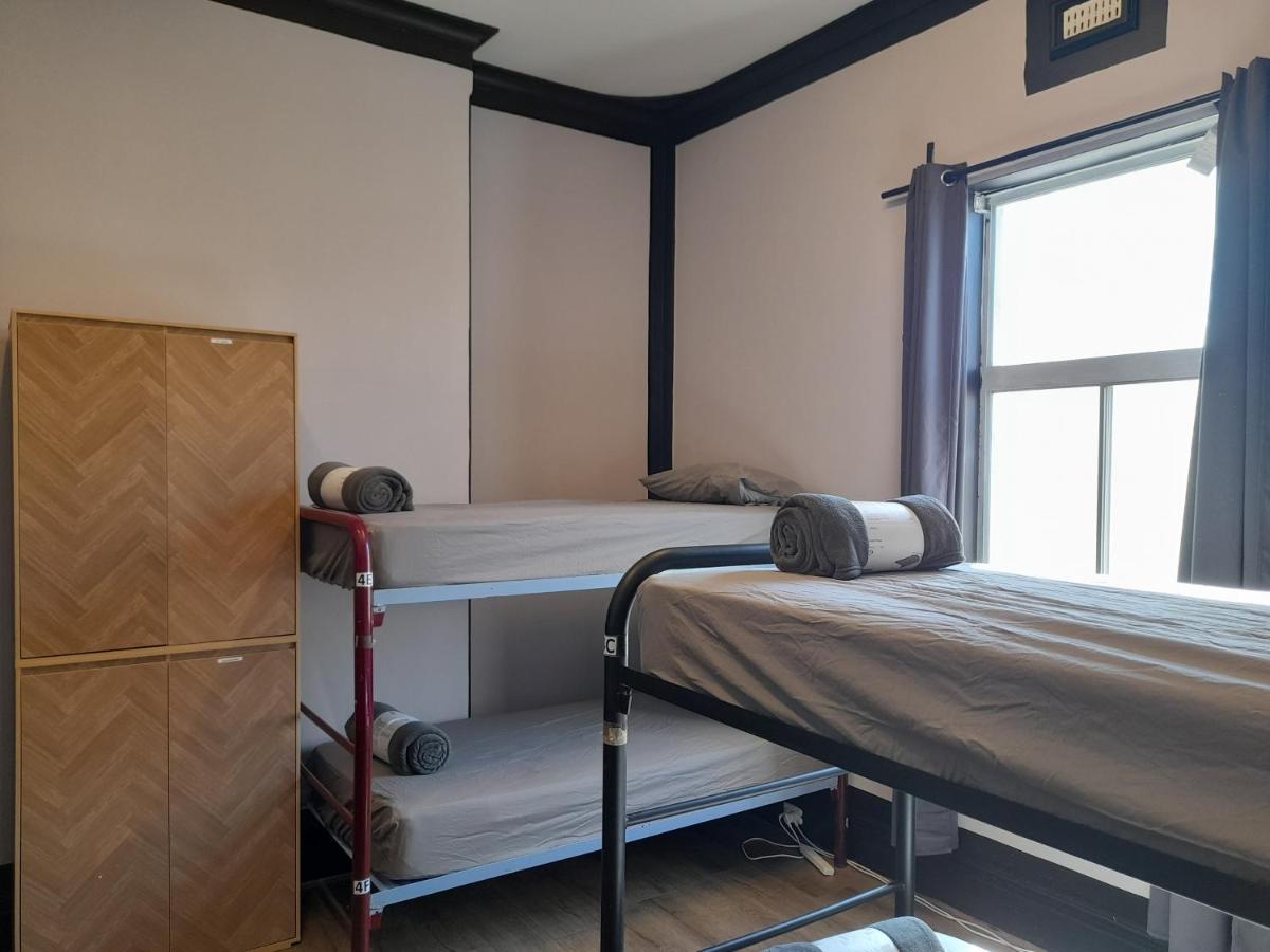 6 Bed Mixed Dormitory,1178808130:JPEG