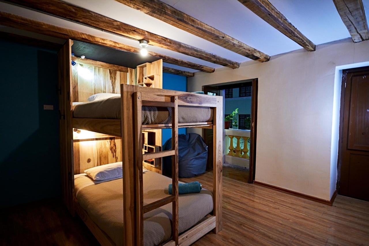 Bed 6-Bed Dormitory Room