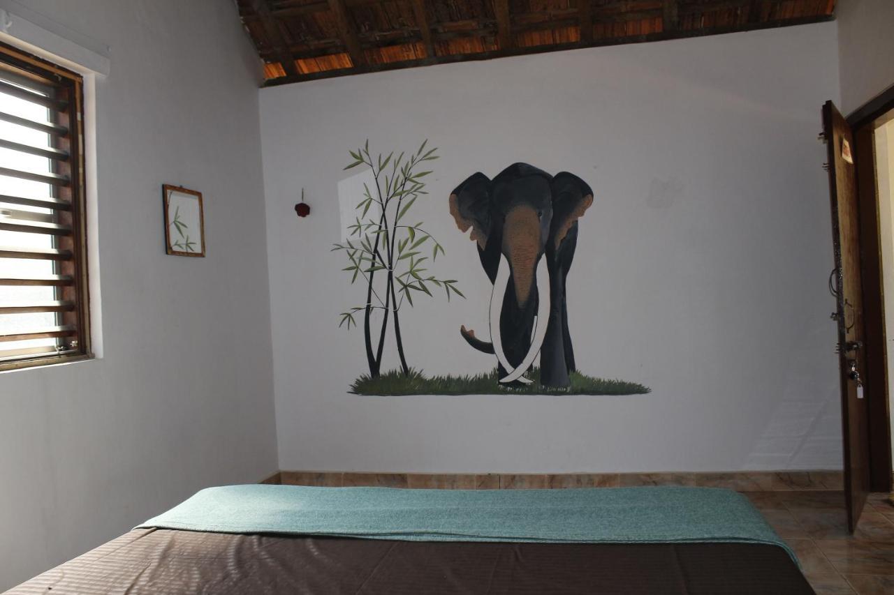 Deluxe Room,1255441951:JPEG