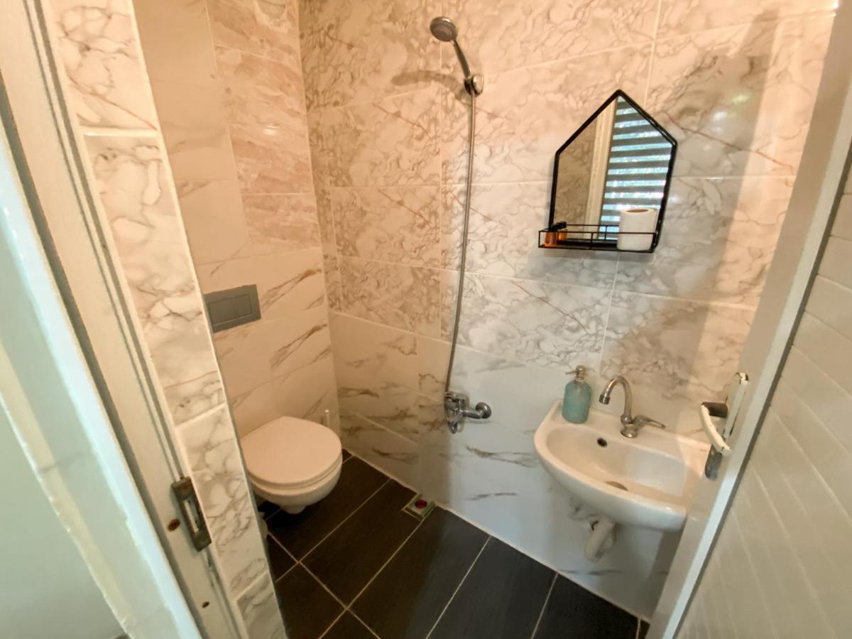 Budget Double Room,1200106522:JPEG