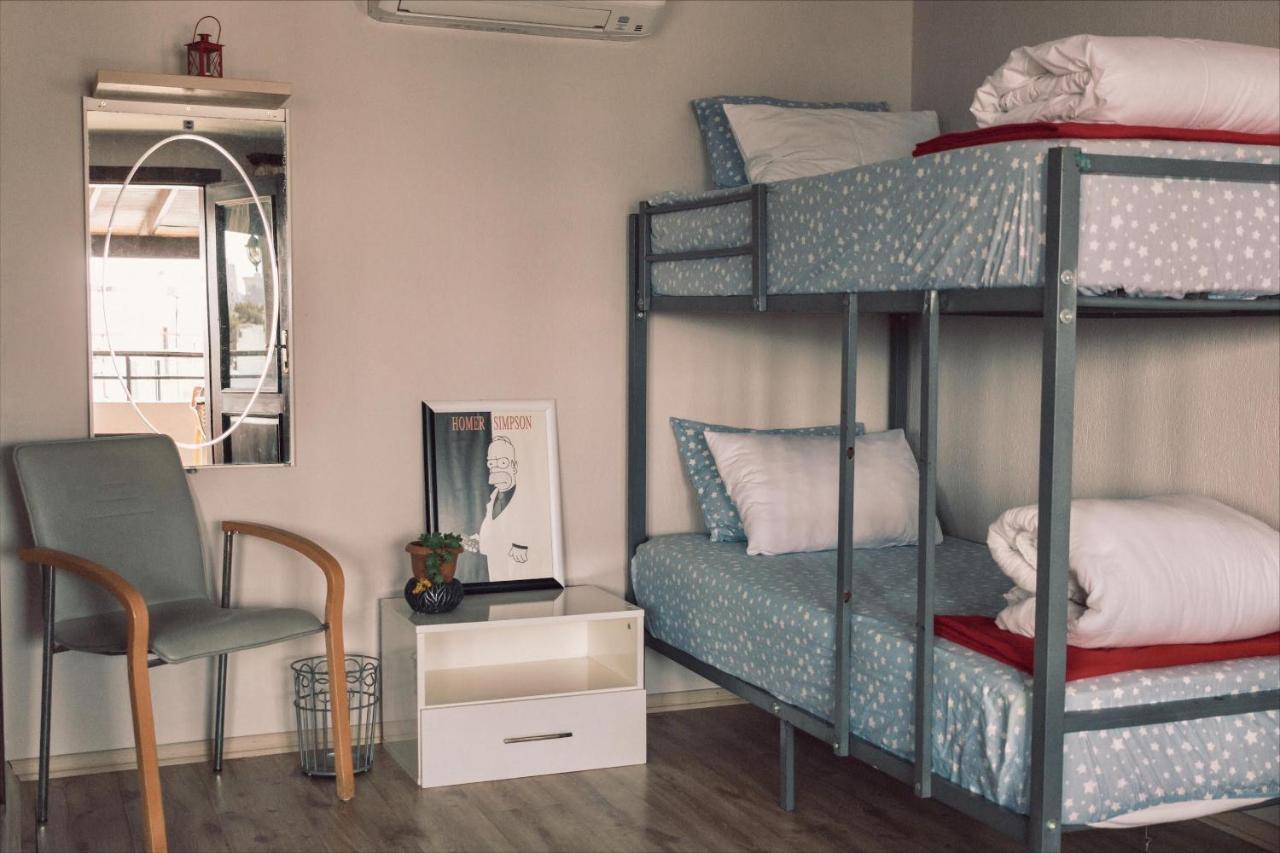 Mixed Dormitory Room,1668162142:JPEG