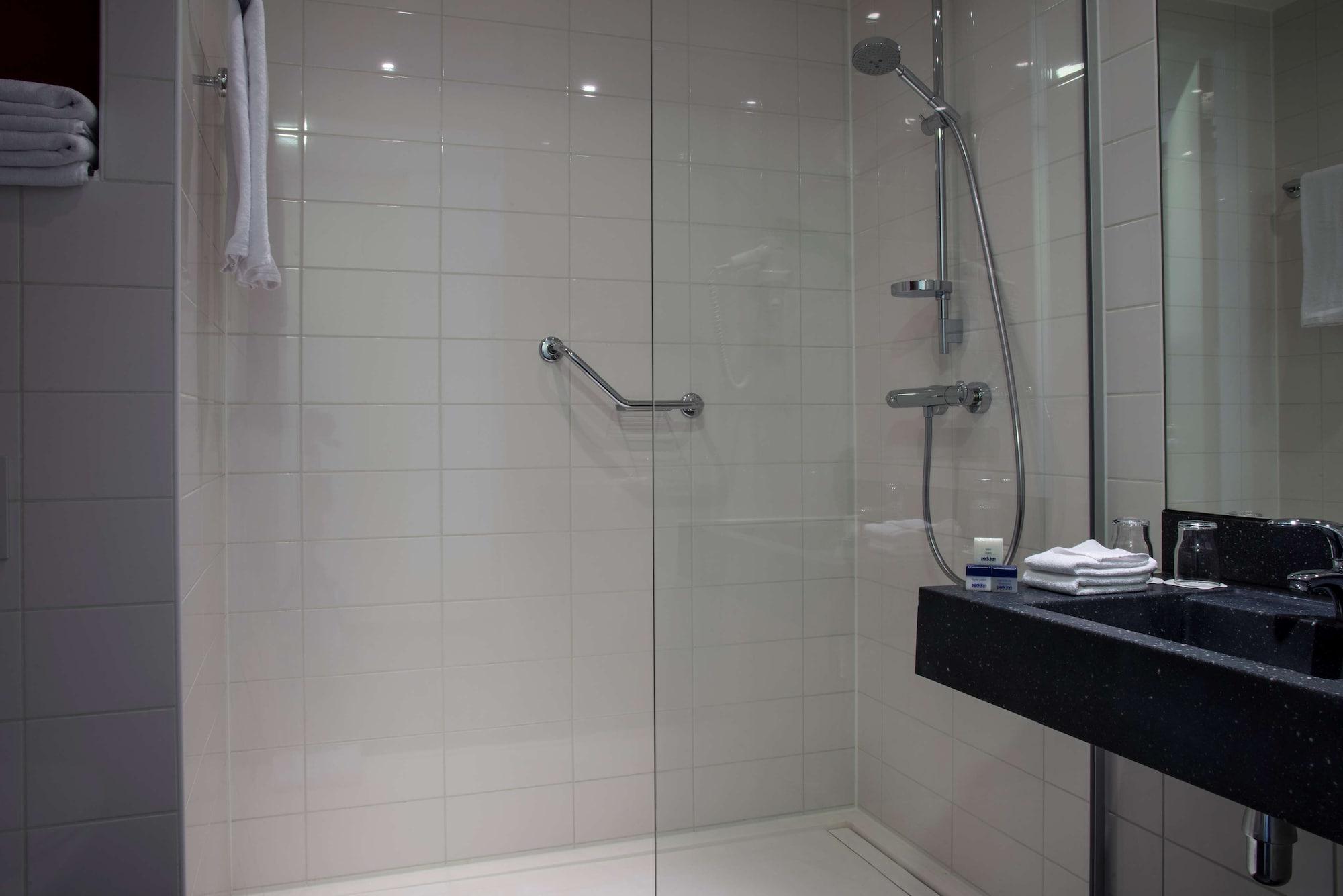 Standard Twin Room,1498677514:JPEG