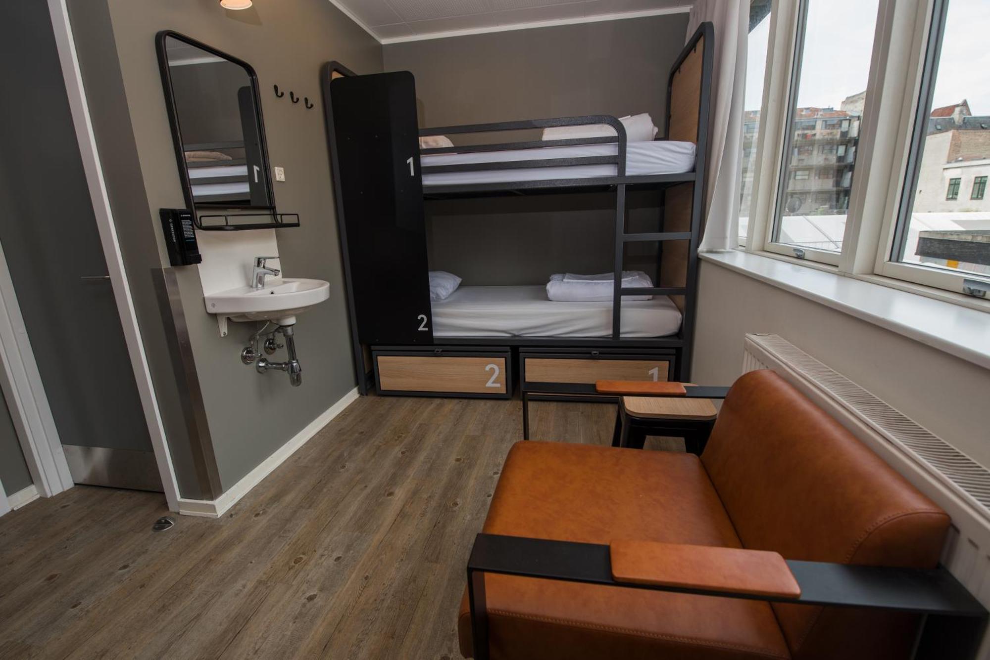 Private 4-Bed Room,1209986374:JPEG