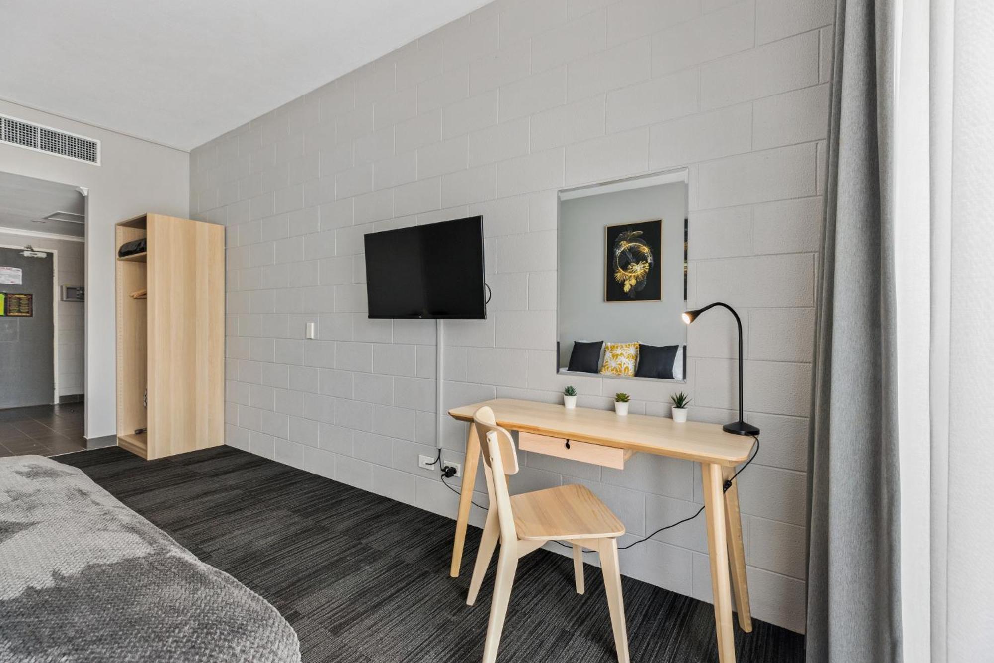 Standard Twin Room with Private Bathroom,1212321346:JPEG