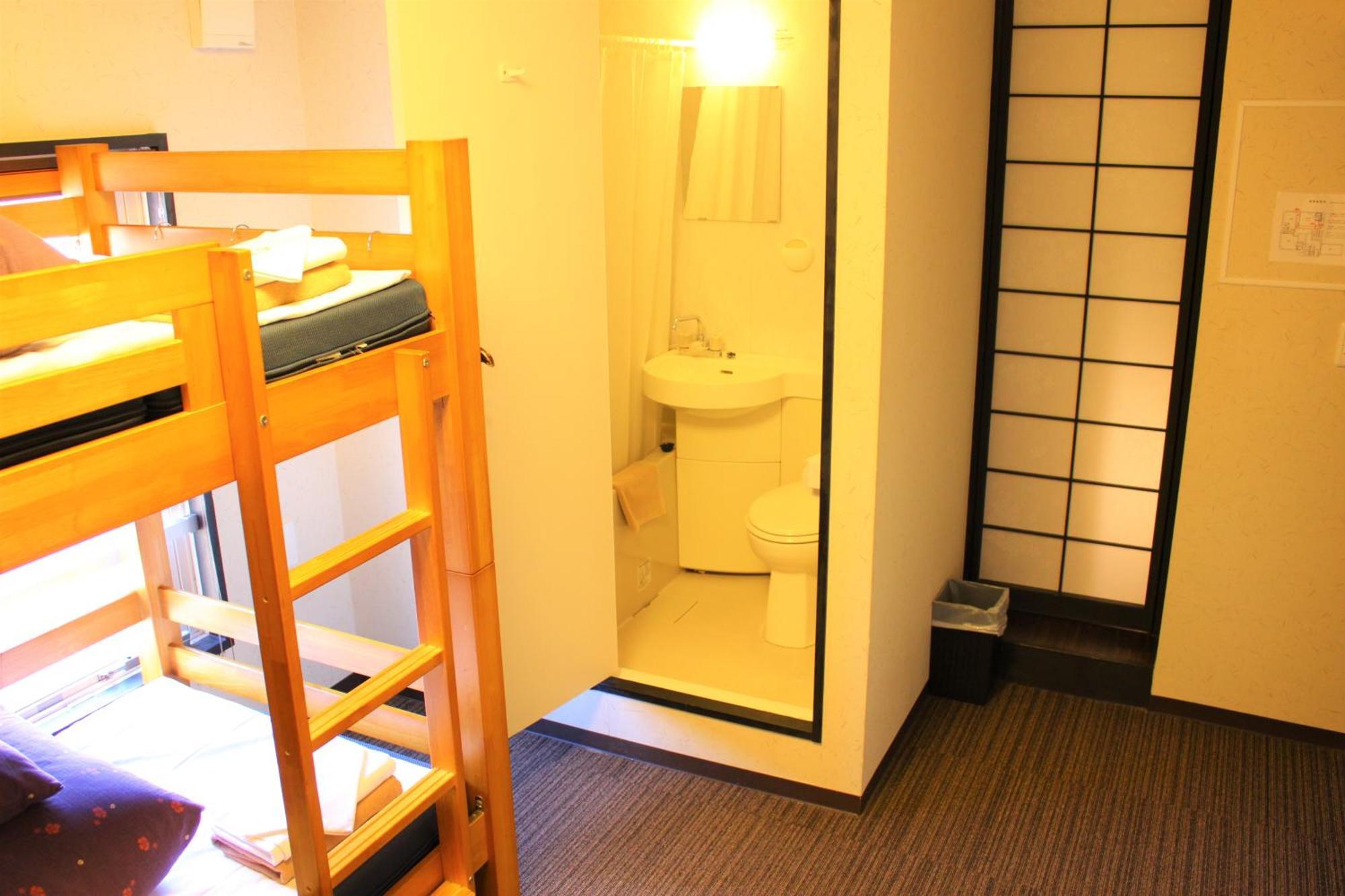 Twin Room with Private Bathroom,1222549561:JPEG