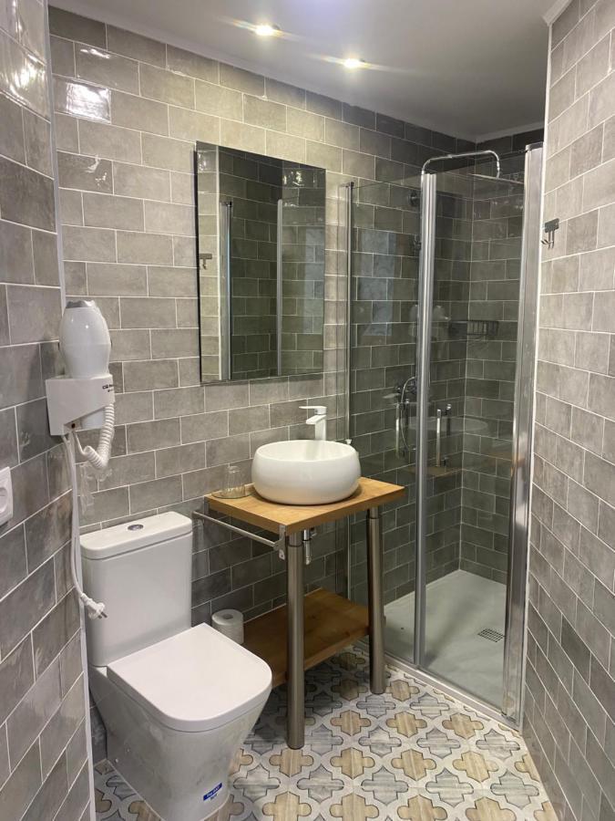 Twin Room Private Bathroom