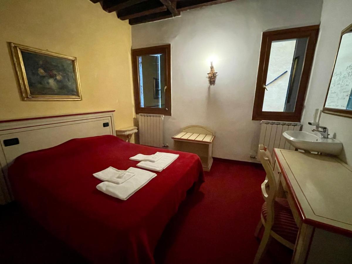 Double Room,1234415258:JPEG