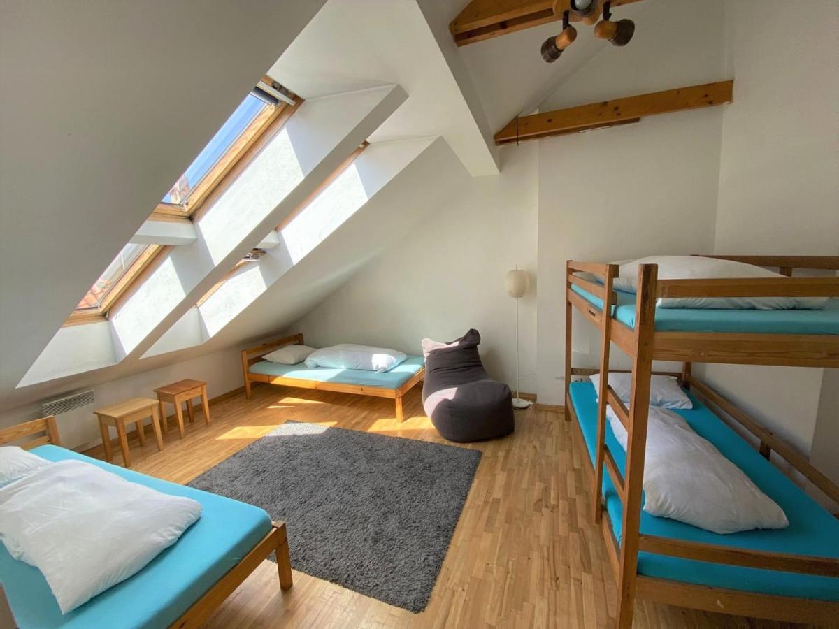 Single Bed in 4-Bed Dormitory Room,1262902384:JPEG