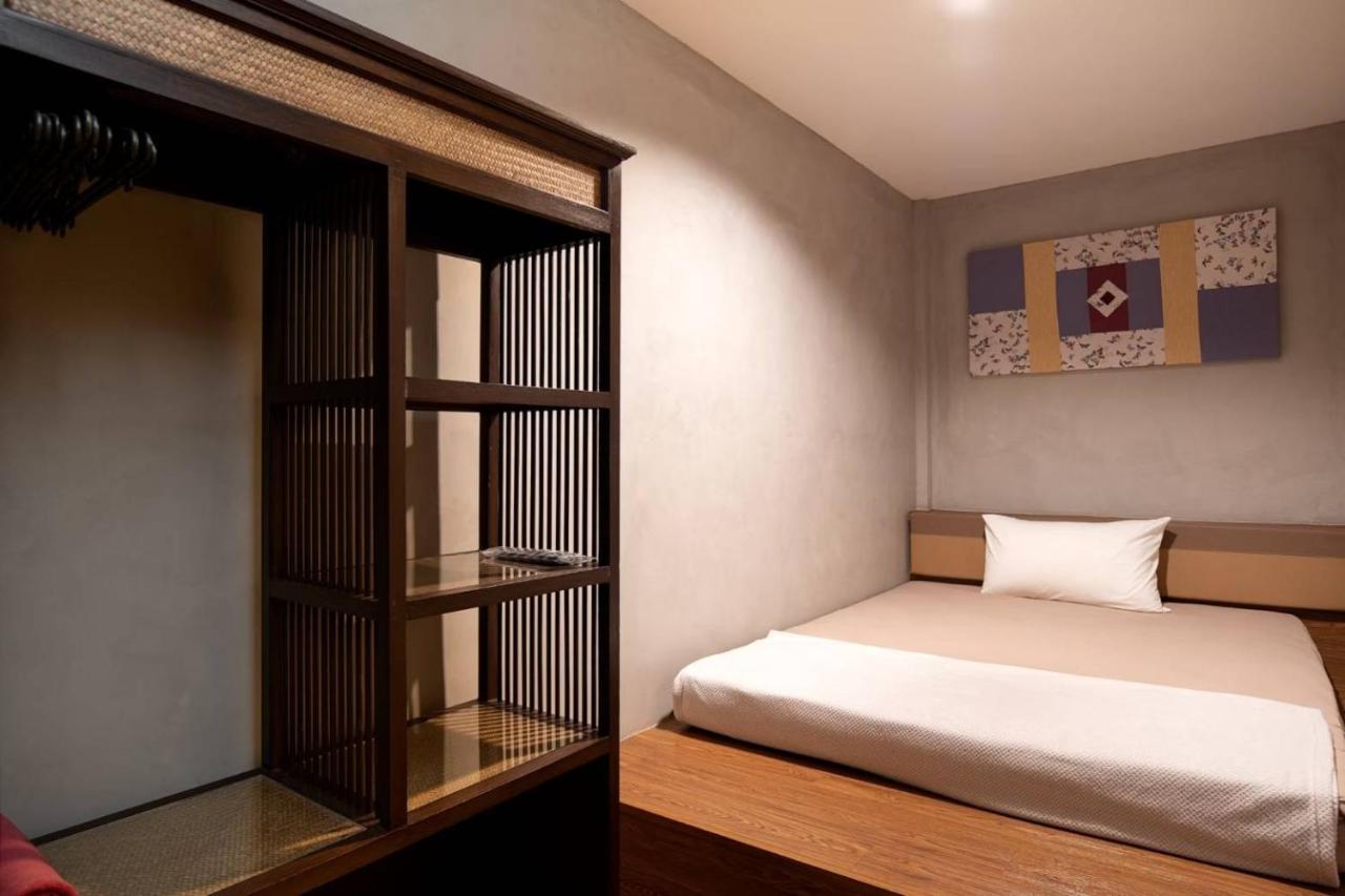 Small Single Room