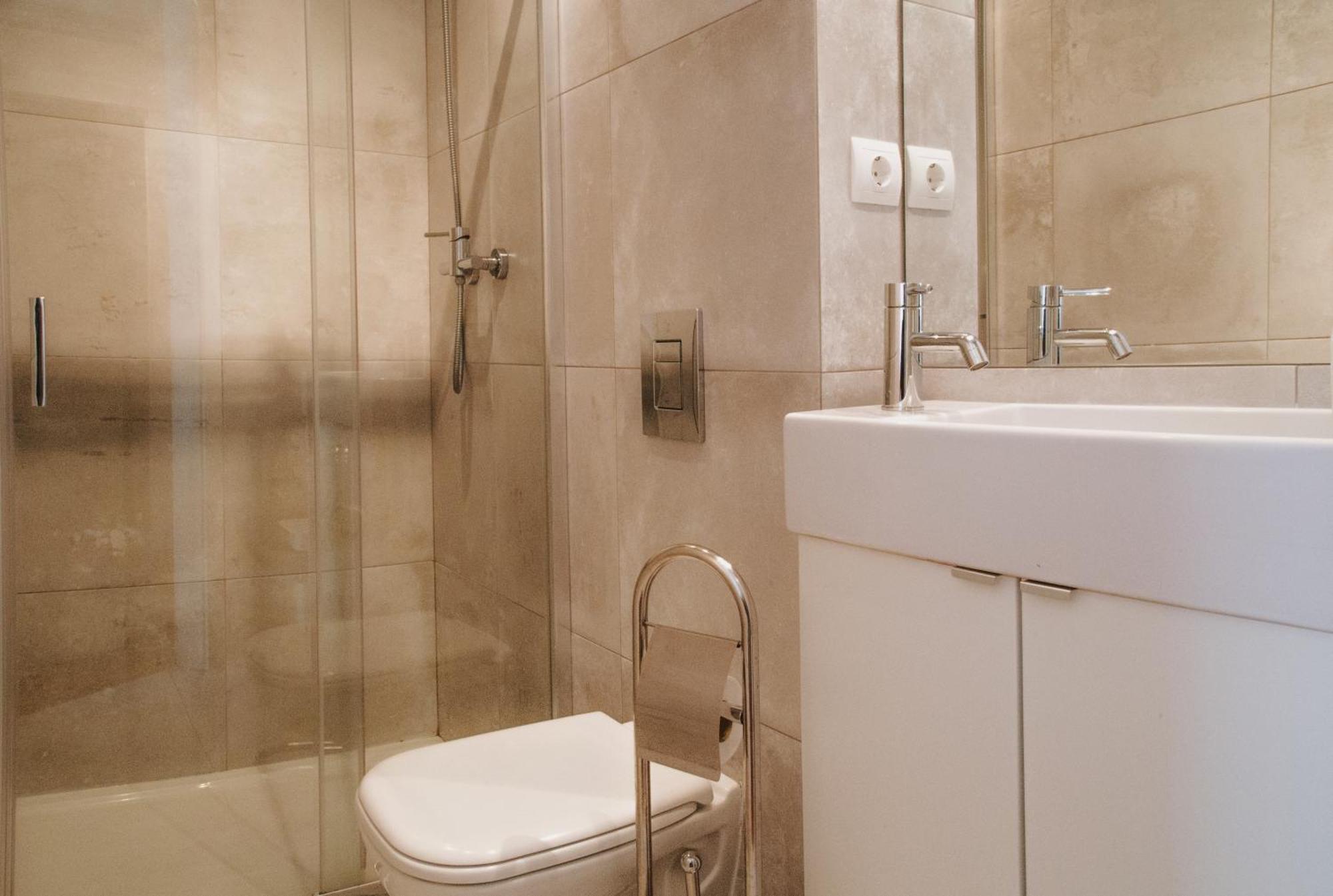 Double Room with Private Bathroom