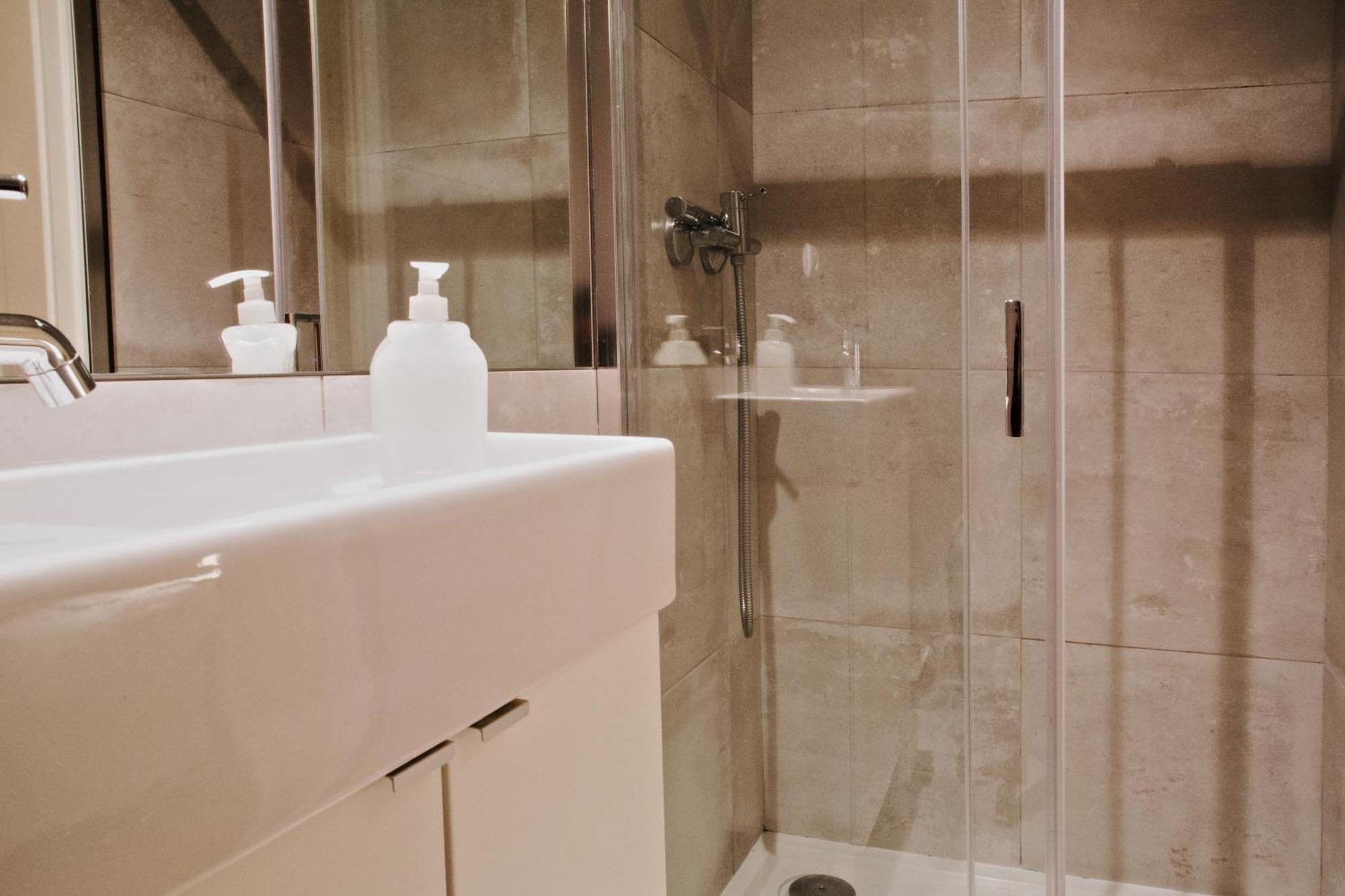 Double Room Private Bathroom