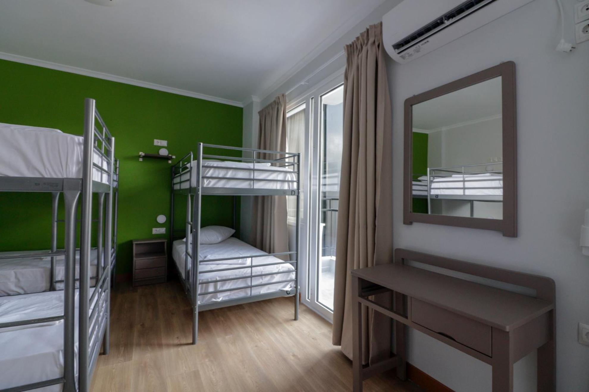Bed in 8-Bed Mixed Dormitory Room