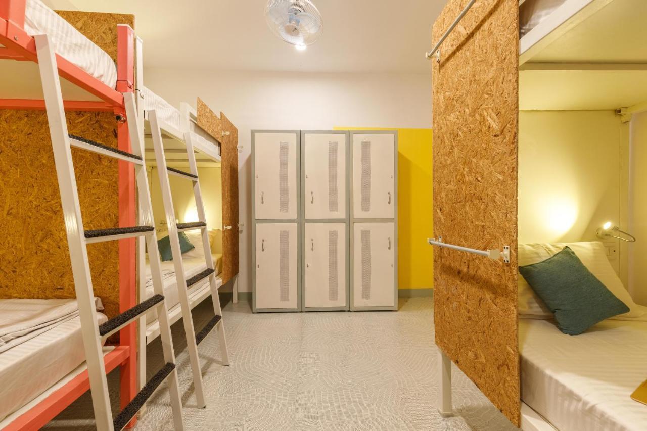 6 bed Non ac Male only dorm,1292331493:JPEG