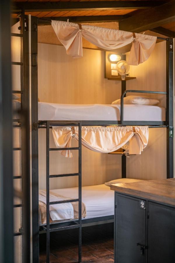 Bed in 10-Bed Mixed Dormitory Room,1294352983:JPEG