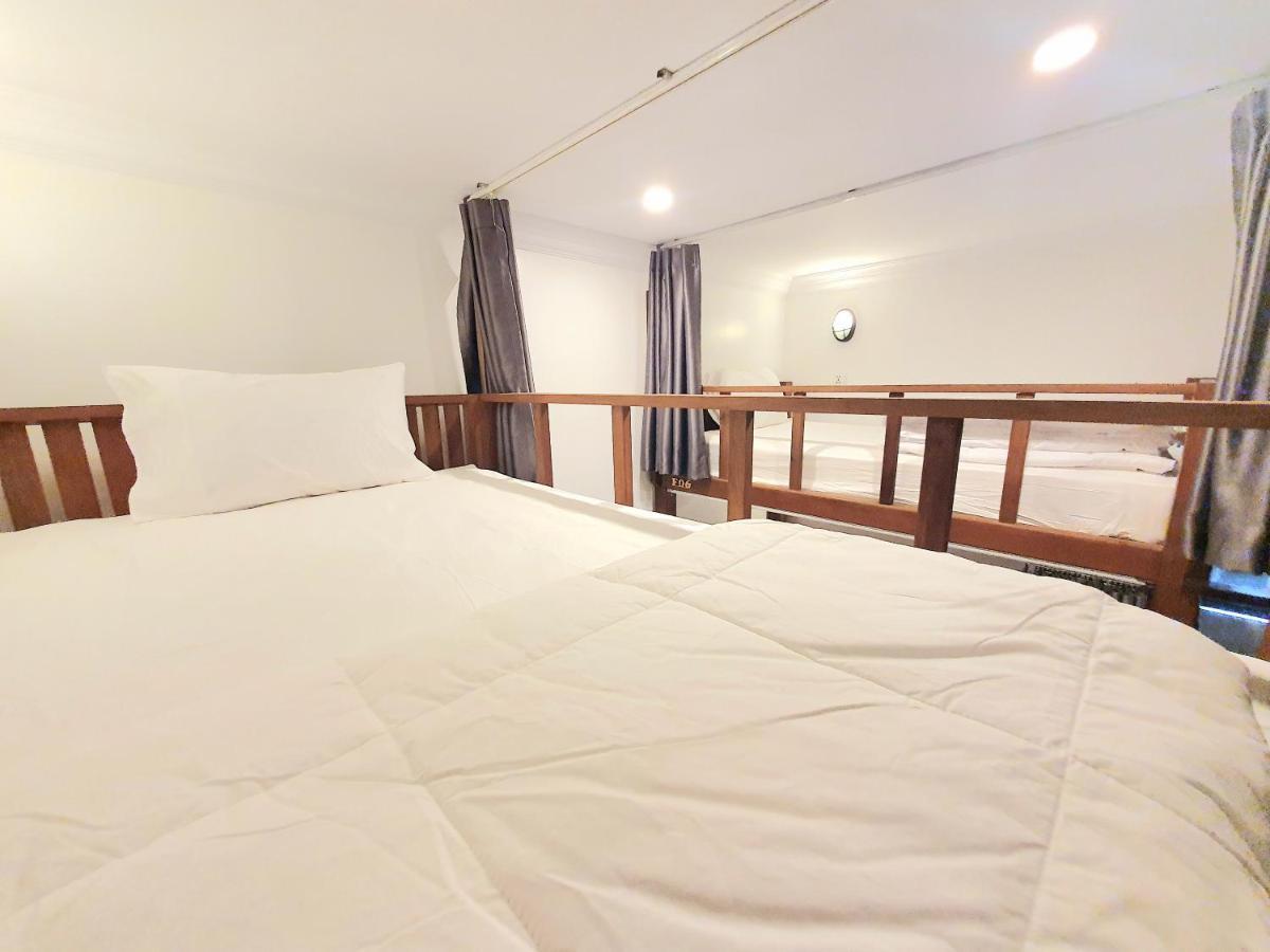 Bed 10-Bed Mixed Dormitory Room