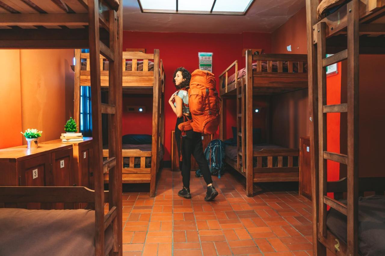 Bed 20-Bed Mixed Dormitory Room