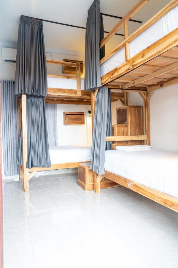 Bed in 6-Bed Mixed Dormitory Room