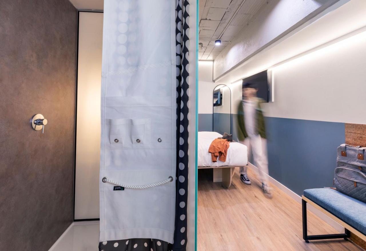 Queen Ensuite Room Interior,1323558160:JPEG