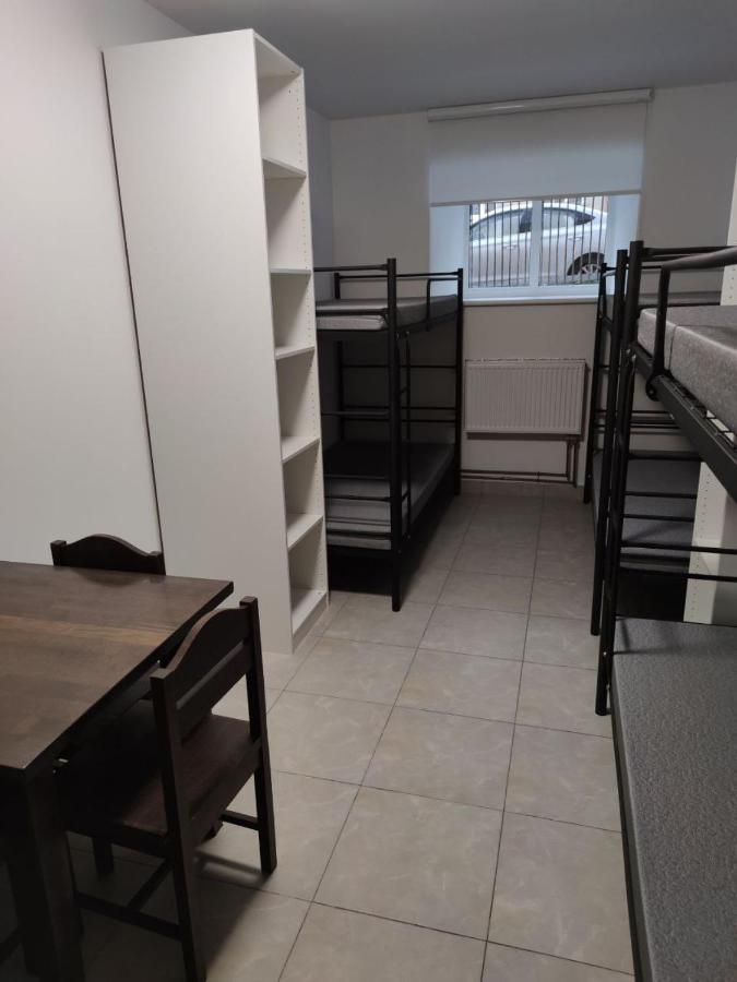 8-Bed Male Dormitory Room,1324659226:JPEG