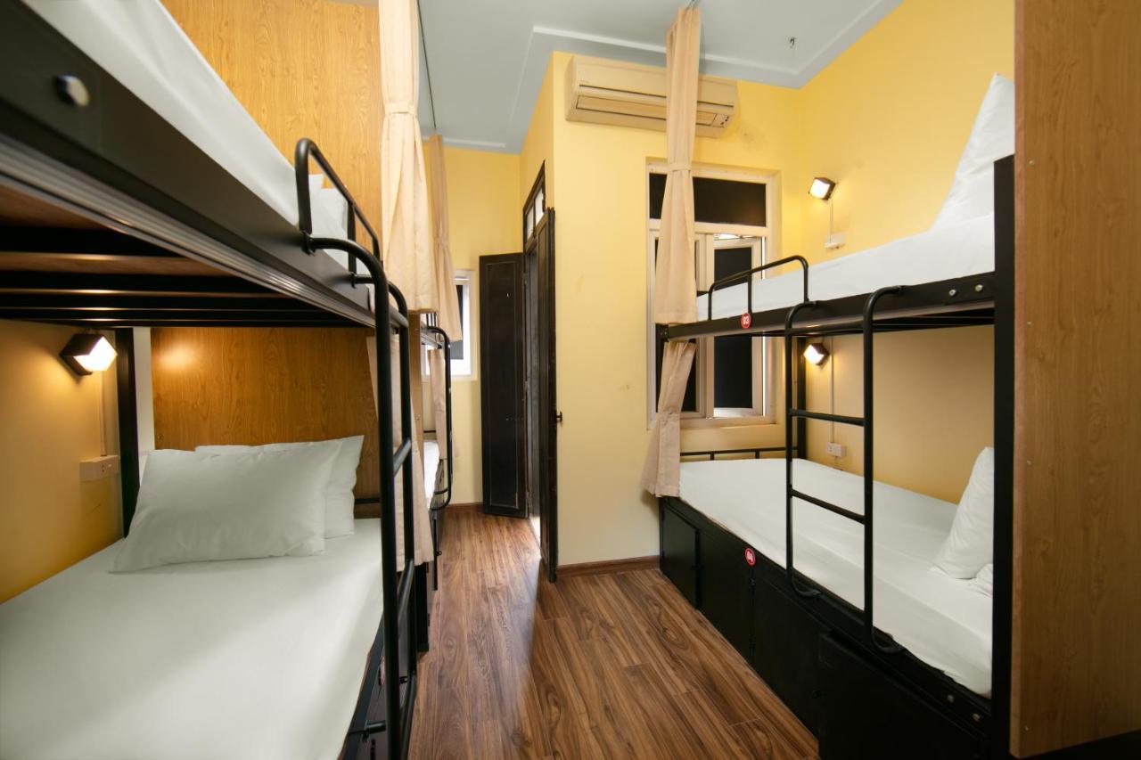 Bed in 12-Bed Mixed Dormitory,1327888253:JPEG