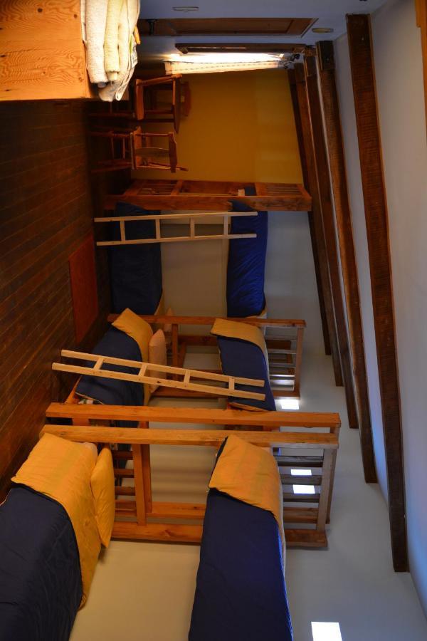 Single Bed Mixed Dormitory Room