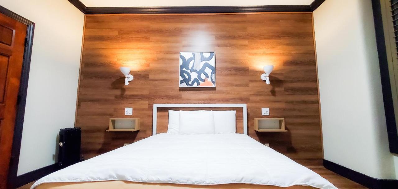 Standard Queen Room,1340922683:JPEG