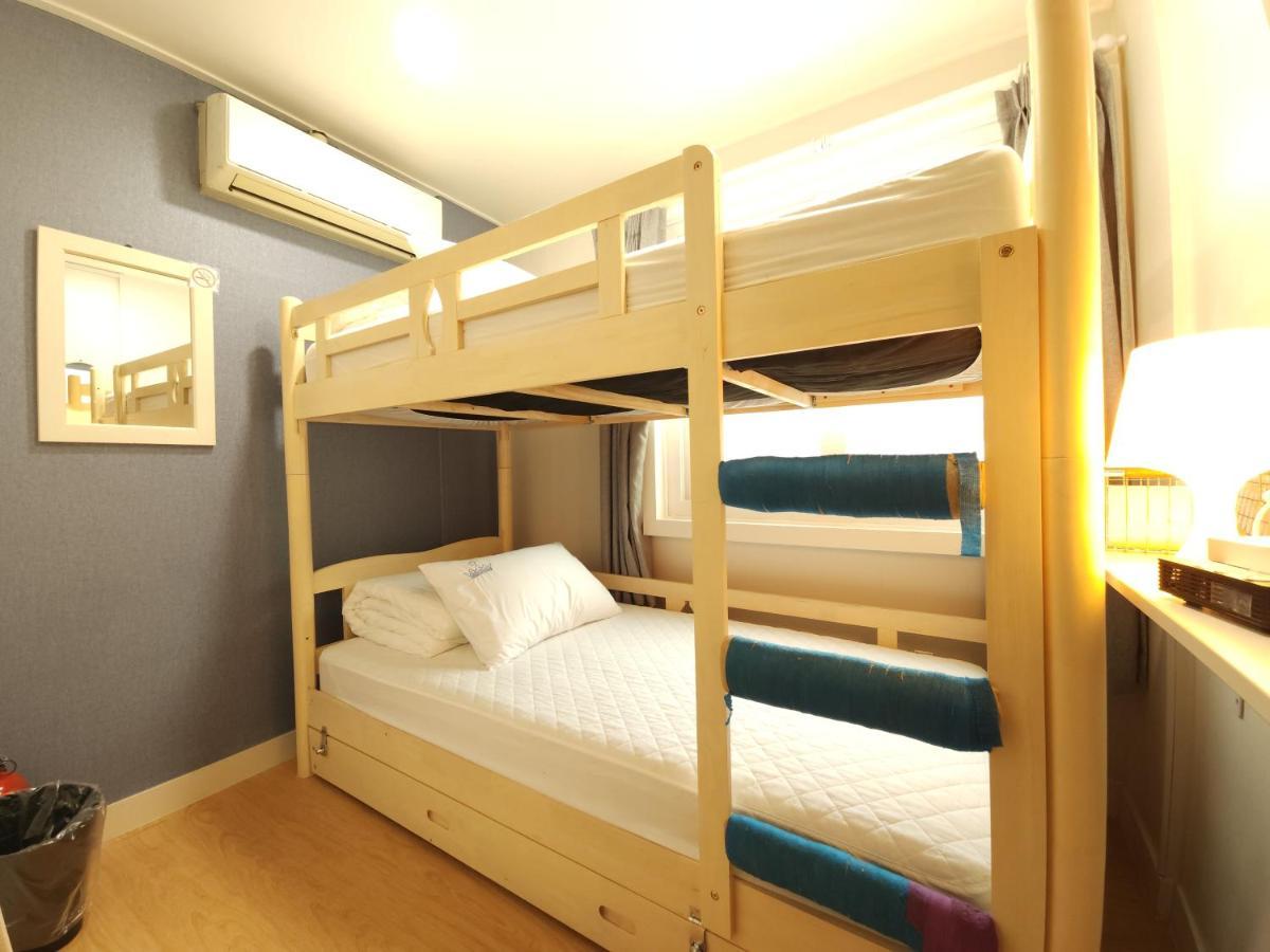 Bunk Twin Room
