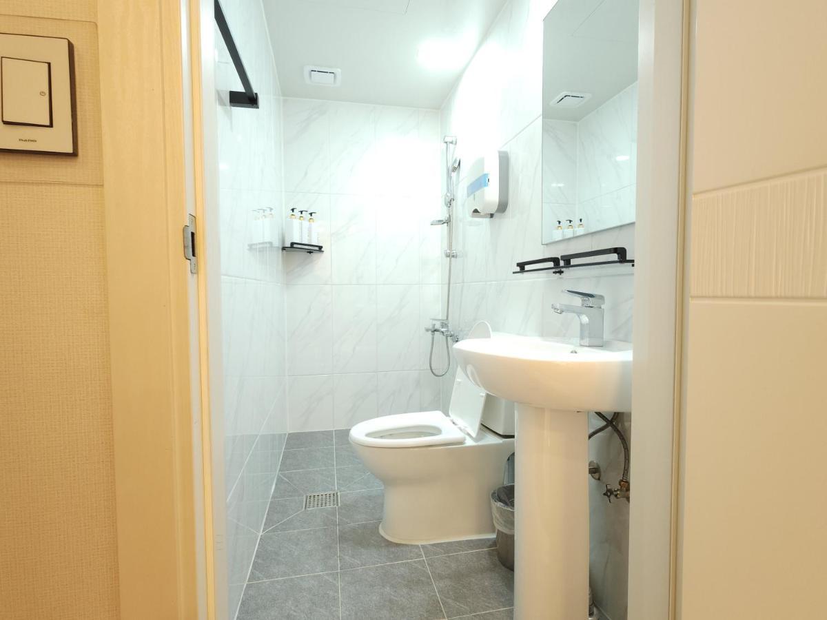 Triple Room 1 Double Bed 1 Single Bed